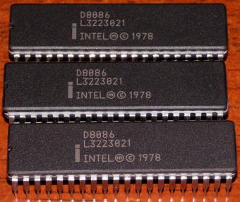3x Intel D8086 CPUs (L3223021) 1978